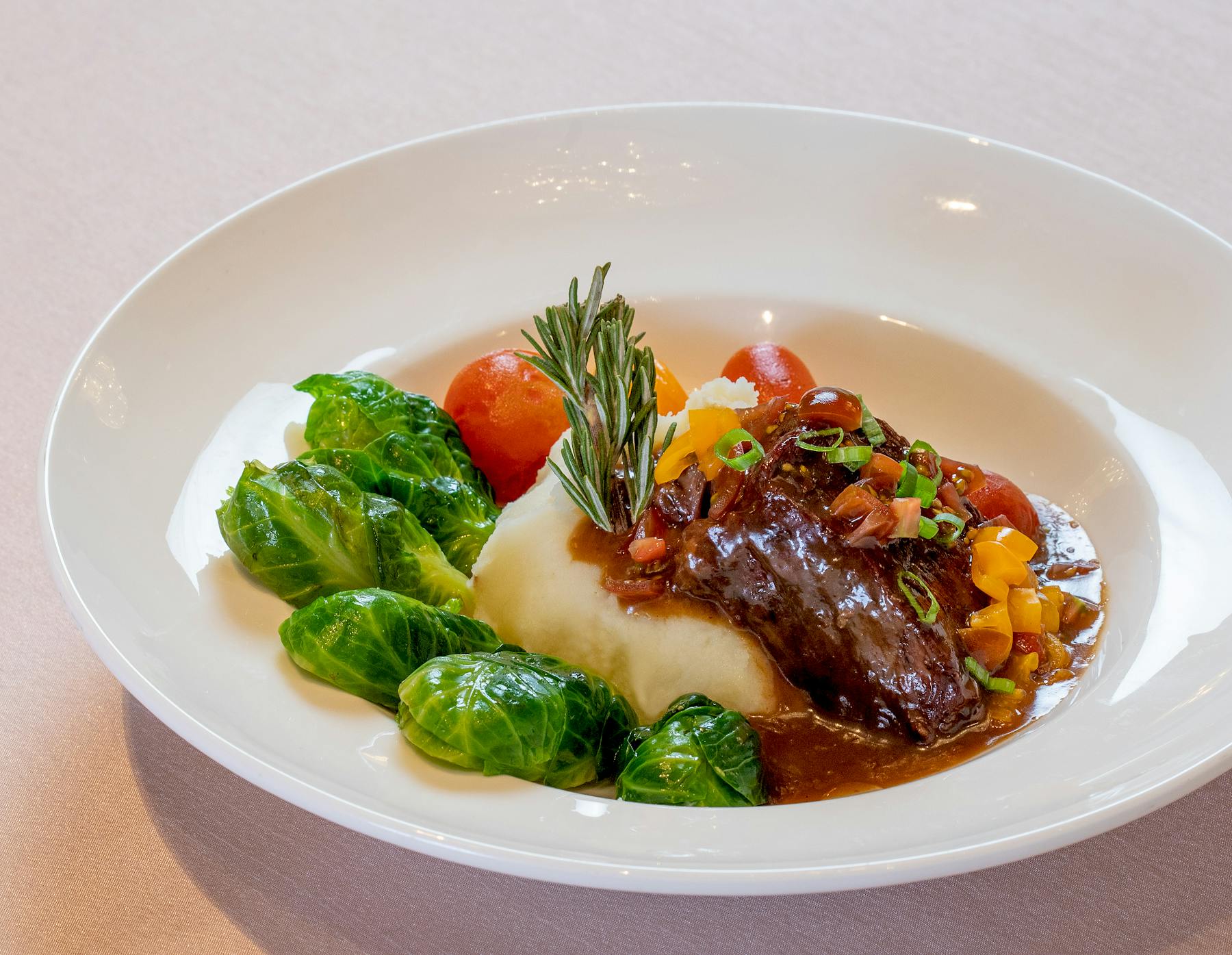 Gallery Hull & Mason American Restaurant in Quincy, MA